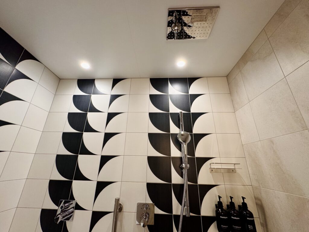 キャノピー大阪 コーナースイート 水まわり お風呂場