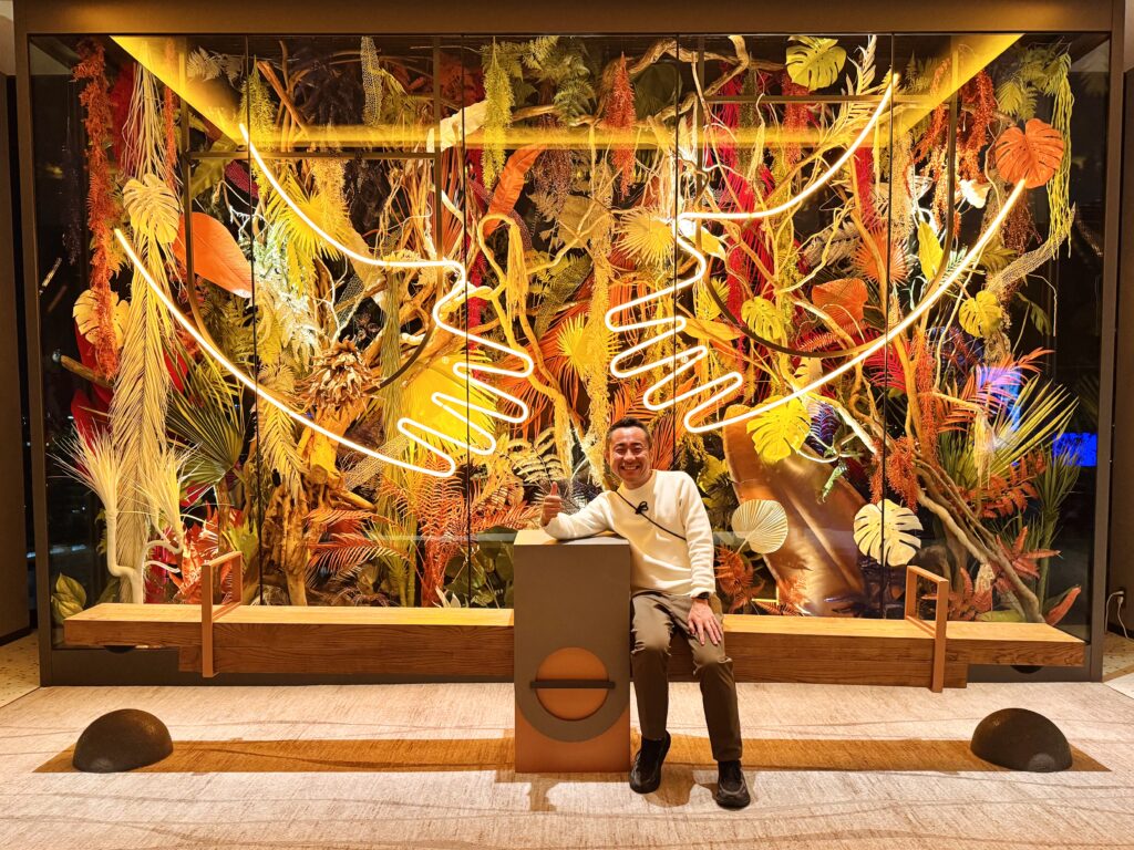 キャノピー大阪 エントランスにて