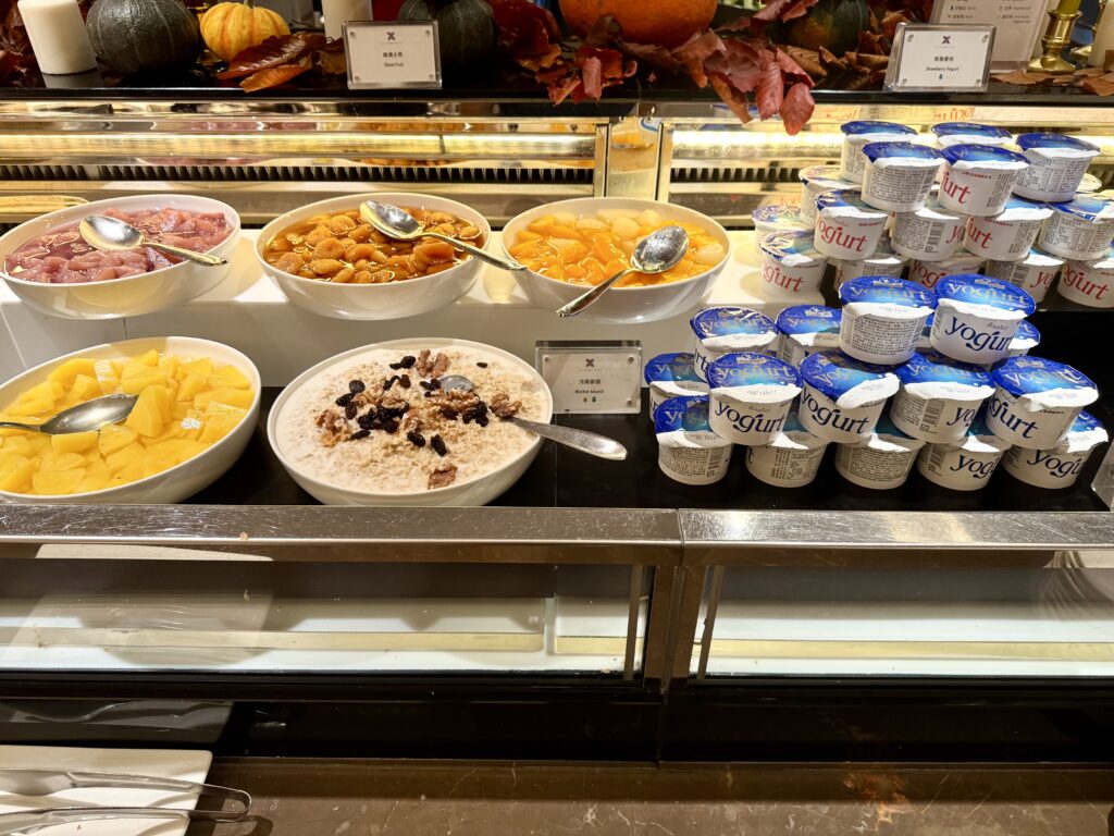 ハンブルハウス台北 朝食ビュッフェ フルーツコンポート