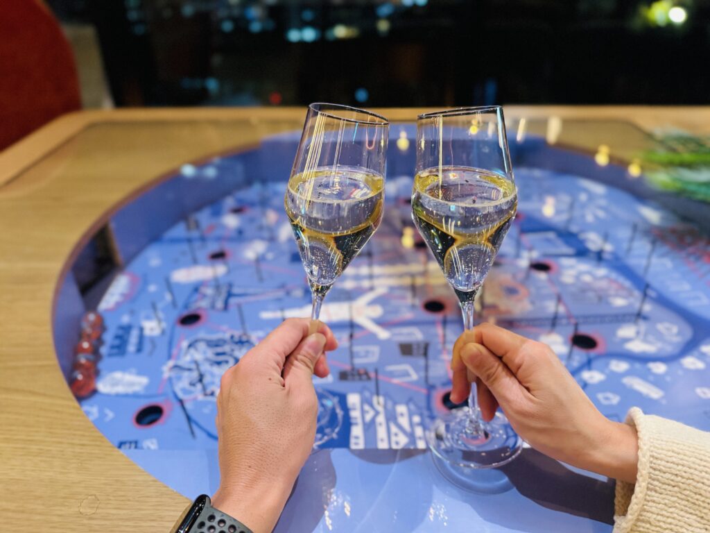 キャノピー大阪 ゴールデンアワー スパークリングワイン 乾杯