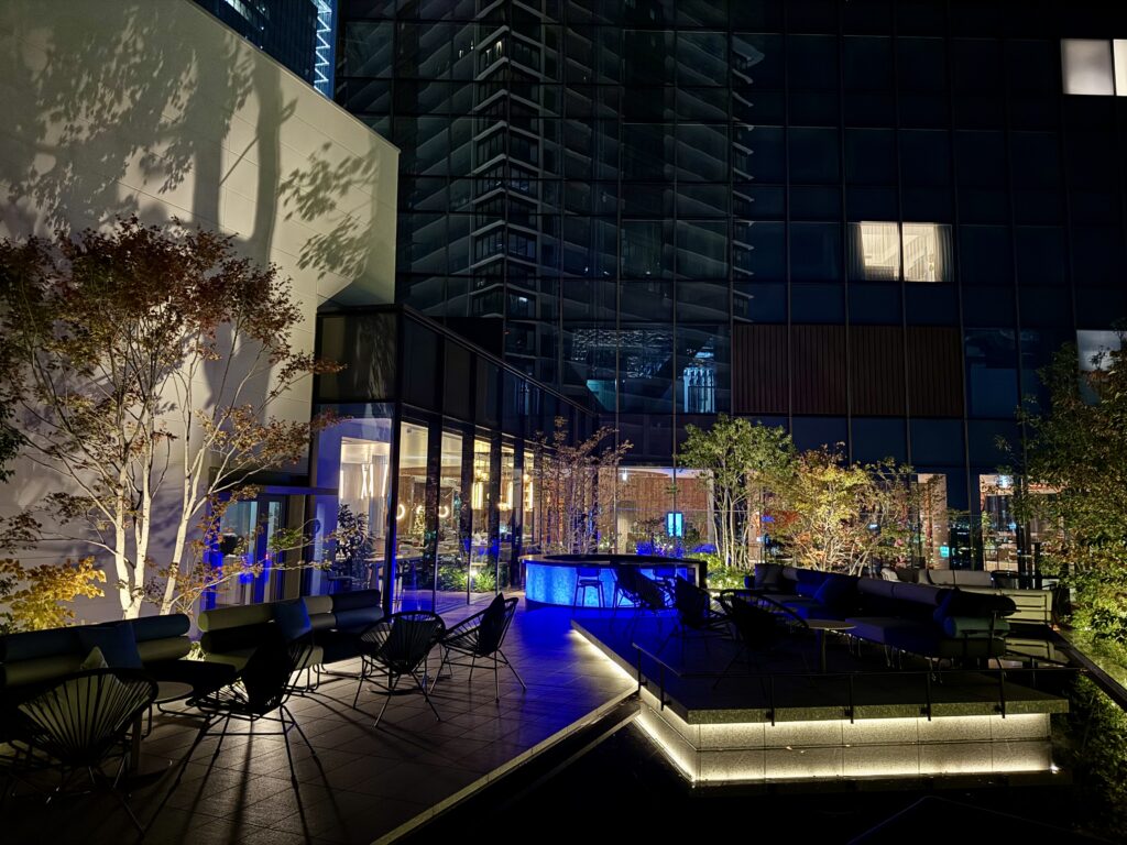 キャノピー大阪 !JaJa!Bar テラス席