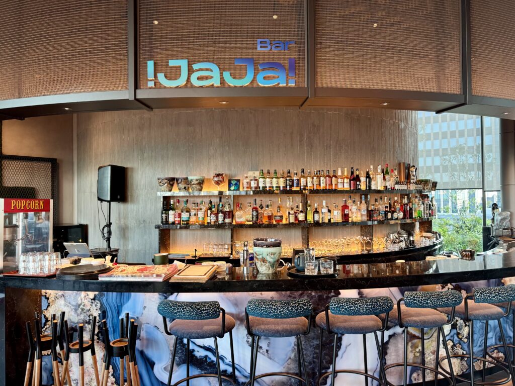 キャノピー大阪 !JaJa!Bar（ジャジャバー）