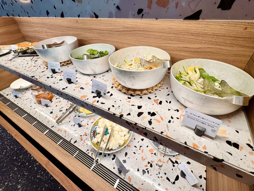 キャノピーbyヒルトン大阪梅田 朝食 サラダコーナー