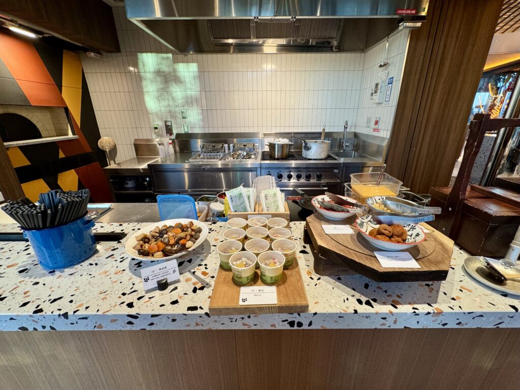 キャノピーbyヒルトン大阪梅田 朝食 ご飯のお供 筑前煮