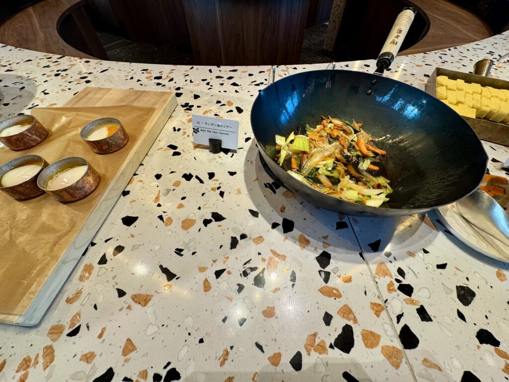 キャノピーbyヒルトン大阪梅田 朝食 青梗菜ソテー