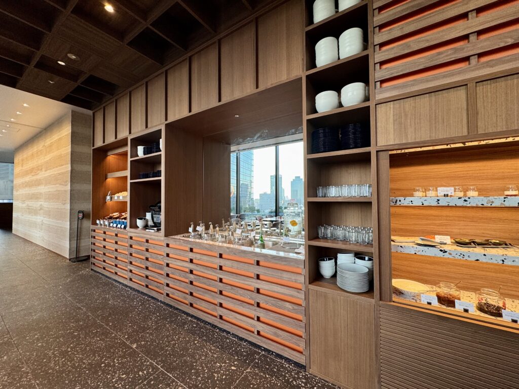 キャノピーbyヒルトン大阪梅田 朝食会場 ビュフェ台