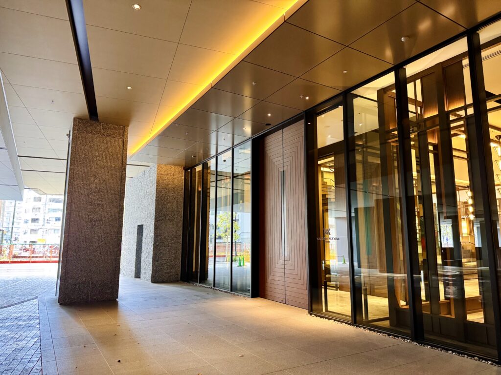 ウォルドーフアストリア大阪 エントランス