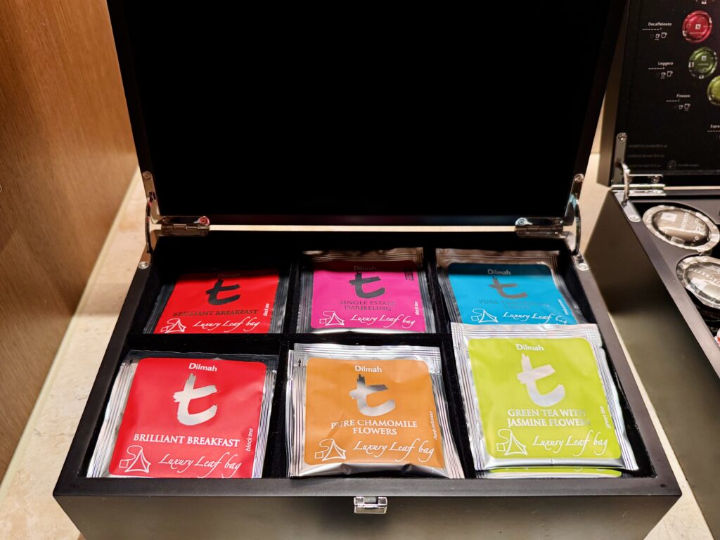 ウォルドーフアストリア大阪 ライブラリーのドリンク