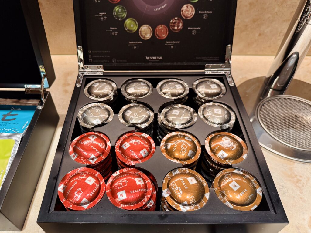 ウォルドーフアストリア大阪 ライブラリーのドリンク