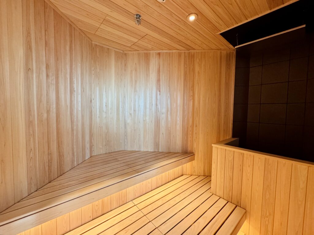 ウォルドーフアストリア大阪 ドライサウナ