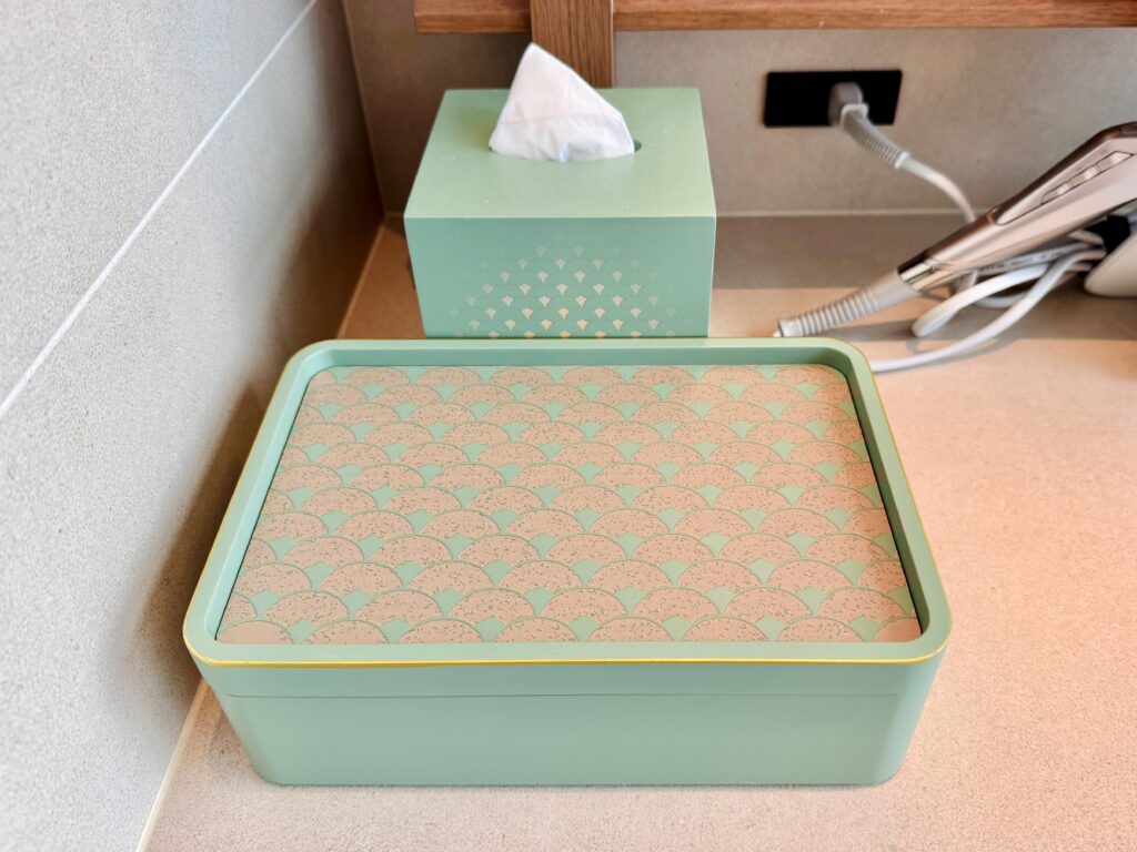 ウォルドーフアストリア大阪 更衣室 アメニティ