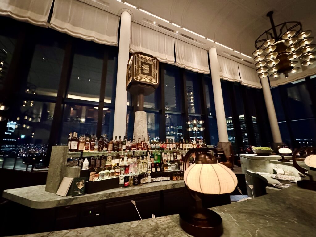 ウォルドーフアストリア大阪 ラウンジ&バー ピーコックアレー