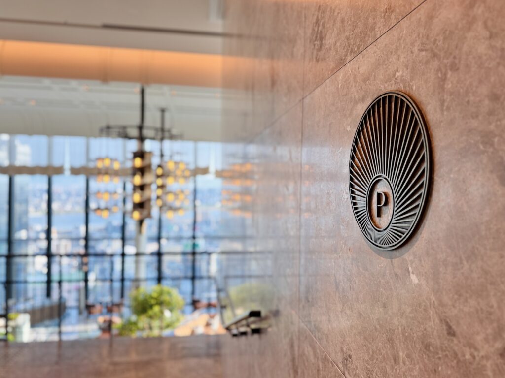 ウォルドーフアストリア大阪 ラウンジ&バー ピーコックアレー