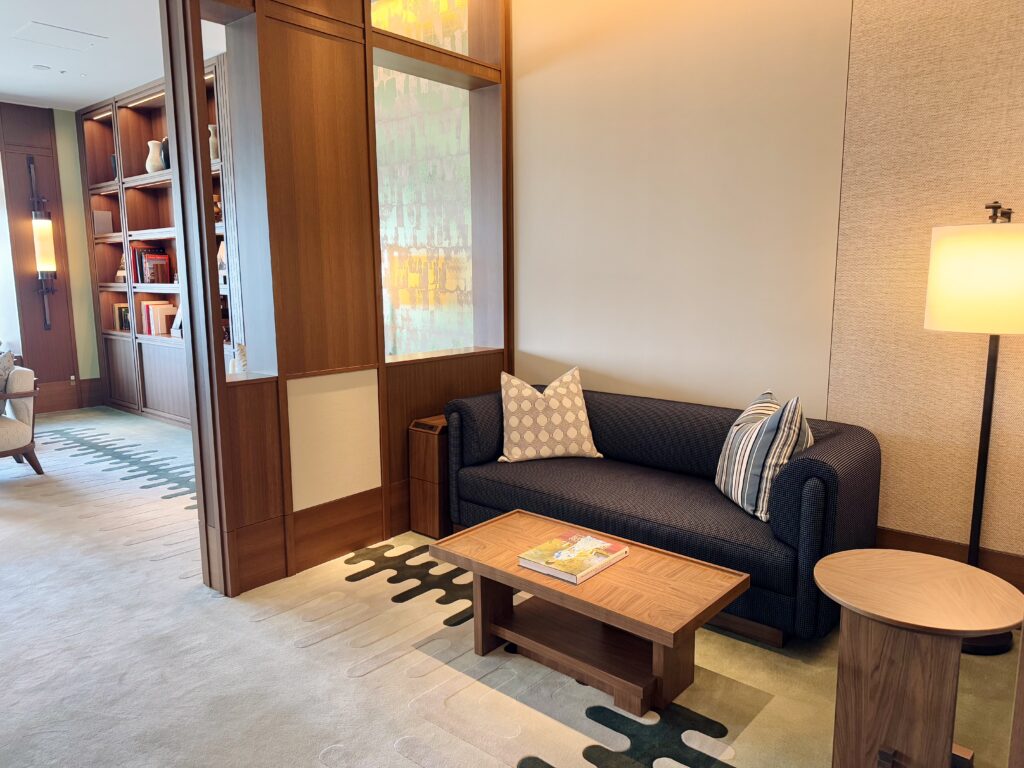 ウォルドーフアストリア大阪 ライブラリー