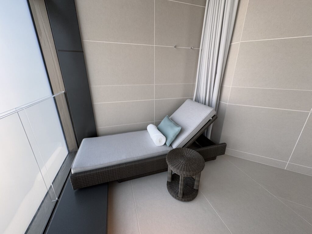 ウォルドーフアストリア大阪 ととのいチェア