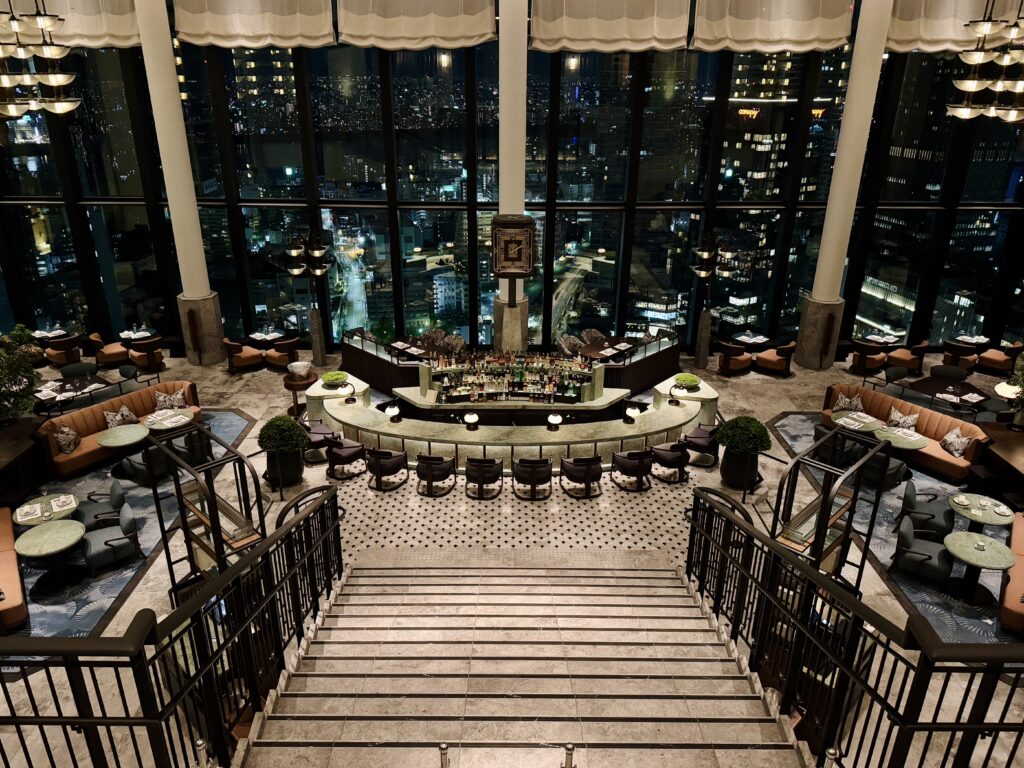 ウォルドーフアストリア大阪 ラウンジ&バー ピーコックアレー