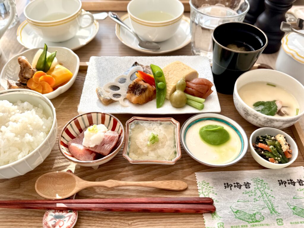 ウォルドーフアストリア大阪 朝食 和定食の焼魚