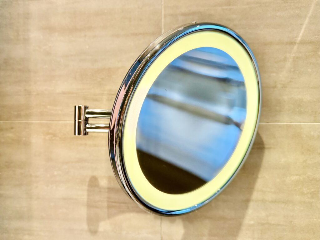 ハンブルハウス台北 キュリオコレクションbyヒルトン 洗面台