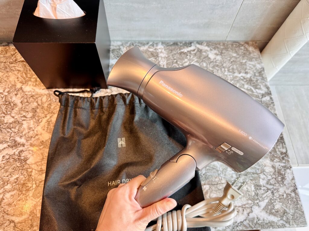 ハンブルハウス台北 キュリオコレクションbyヒルトン 洗面台