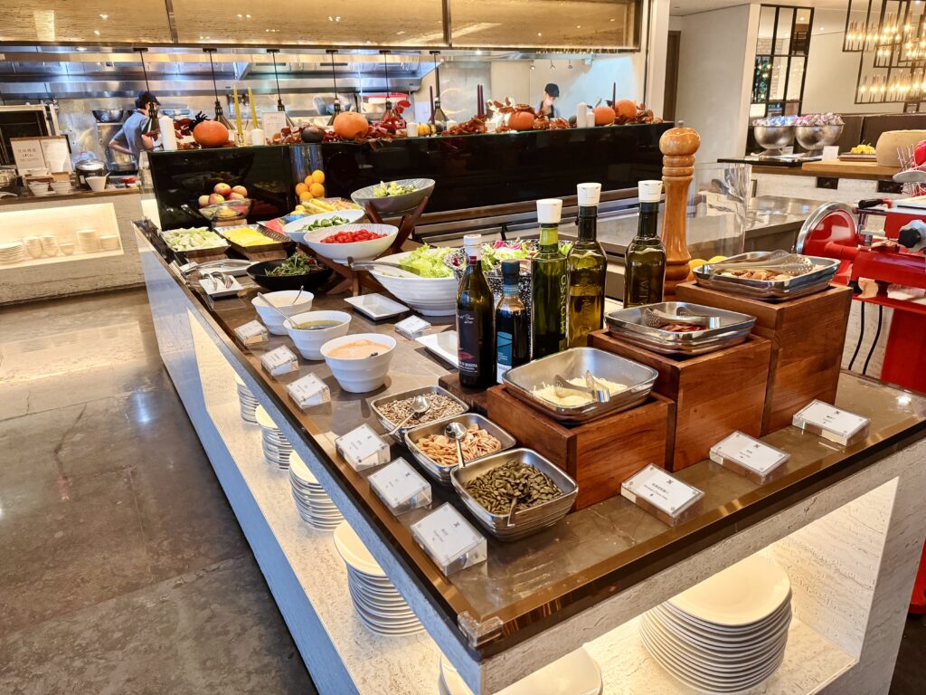 ハンブルハウス台北 キュリオコレクションbyヒルトン 朝食ビュッフェ台