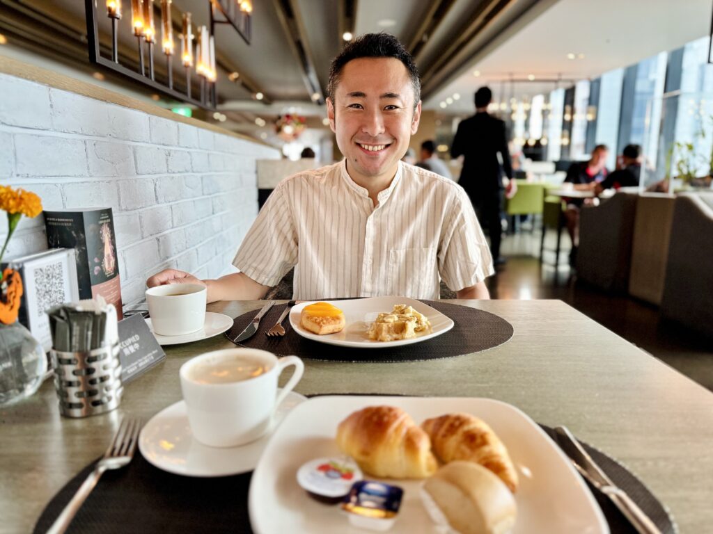 ハンブルハウス台北 キュリオコレクションbyヒルトン 朝食にて