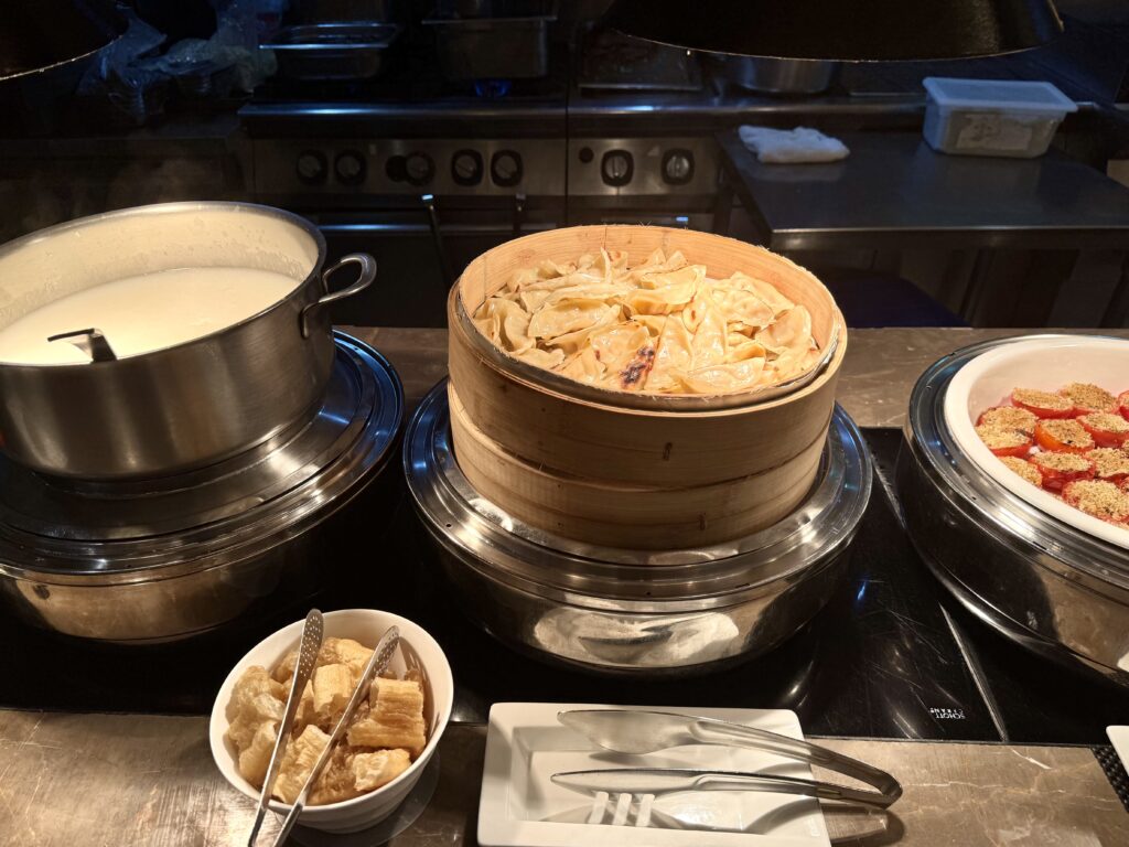 ハンブルハウス台北 キュリオコレクションbyヒルトン 朝食