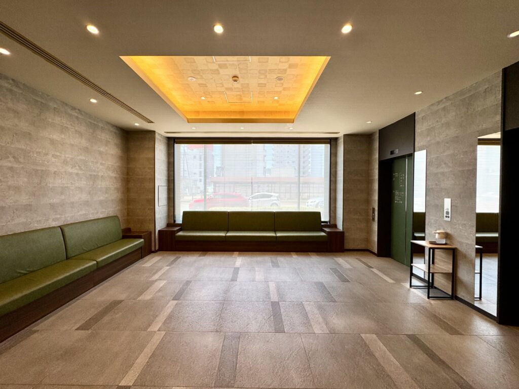 ドーミーイン豊橋 1階 エレベーターホール