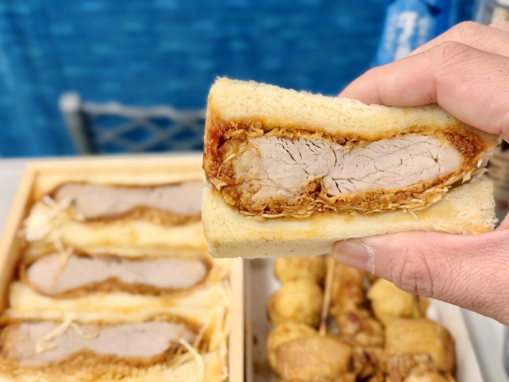 豊橋ハーフマラソン 新幹線で食べるおつまみ 日本橋宇多川ヒレカツサンド