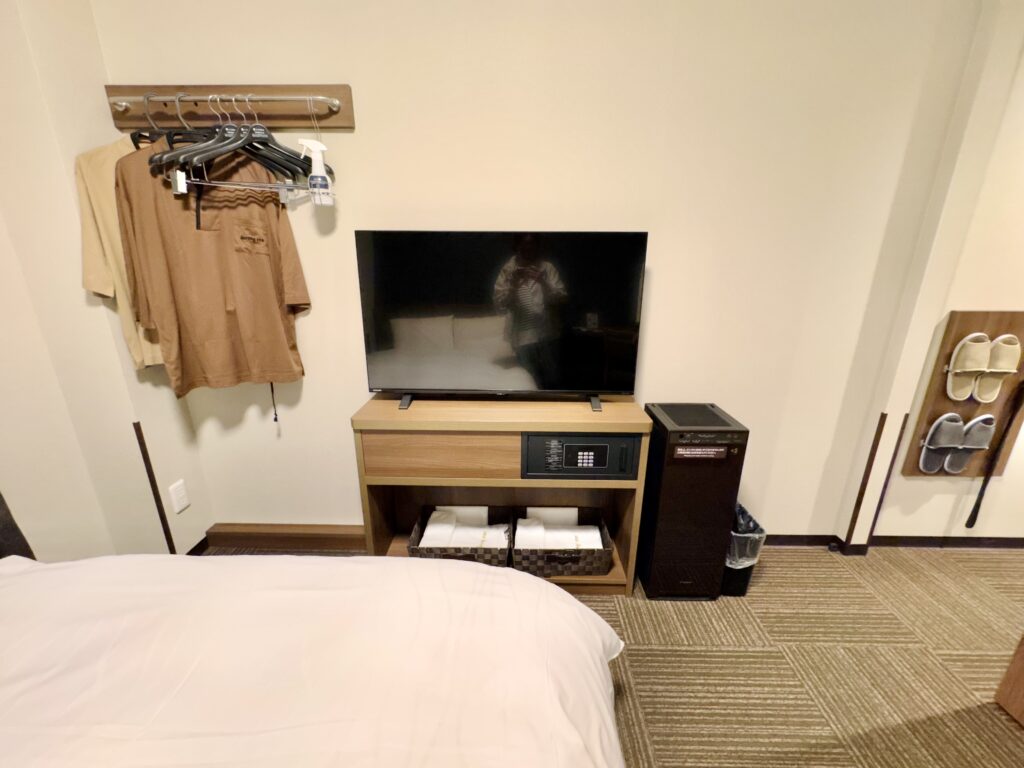 ドーミーインEXPRESS豊橋 客室 ベッドからの眺め