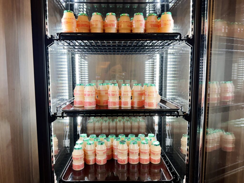 ドーミーインEXPRESS豊橋 無料 湯上がりサービスの乳酸菌飲料