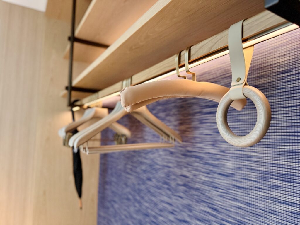 ウォルドーフアストリア大阪 客室 クローゼット