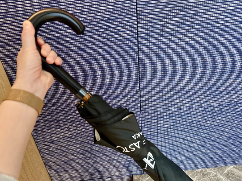 ウォルドーフアストリア大阪 客室 クローゼット