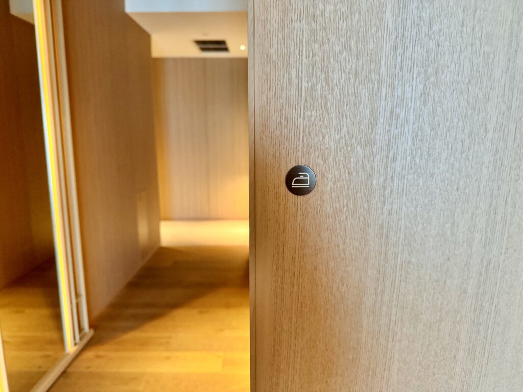 ウォルドーフアストリア大阪 コーナースイート