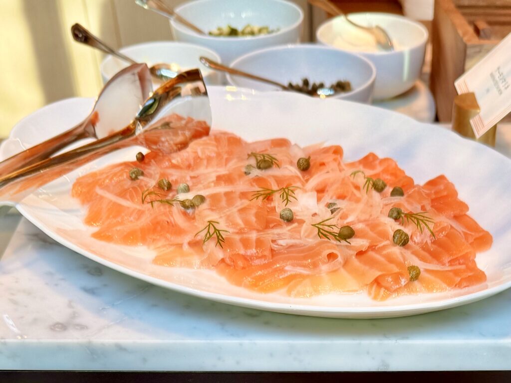 ウォルドーフアストリア大阪 朝食 ビュッフェ コールドミールコーナー