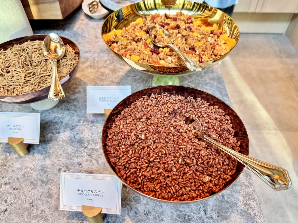 ウォルドーフアストリア大阪 朝食 ビュッフェ シリアルコーナー