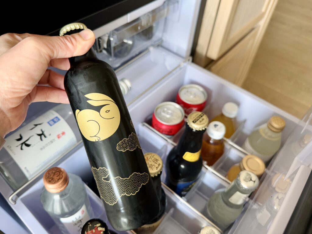 ウォルドーフアストリア大阪 客室 キングコーナースイート ミニバー