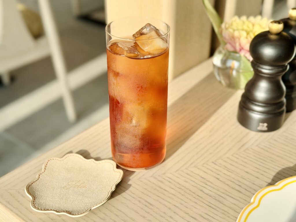 ウォルドーフアストリア大阪 朝食 ソフトドリンク