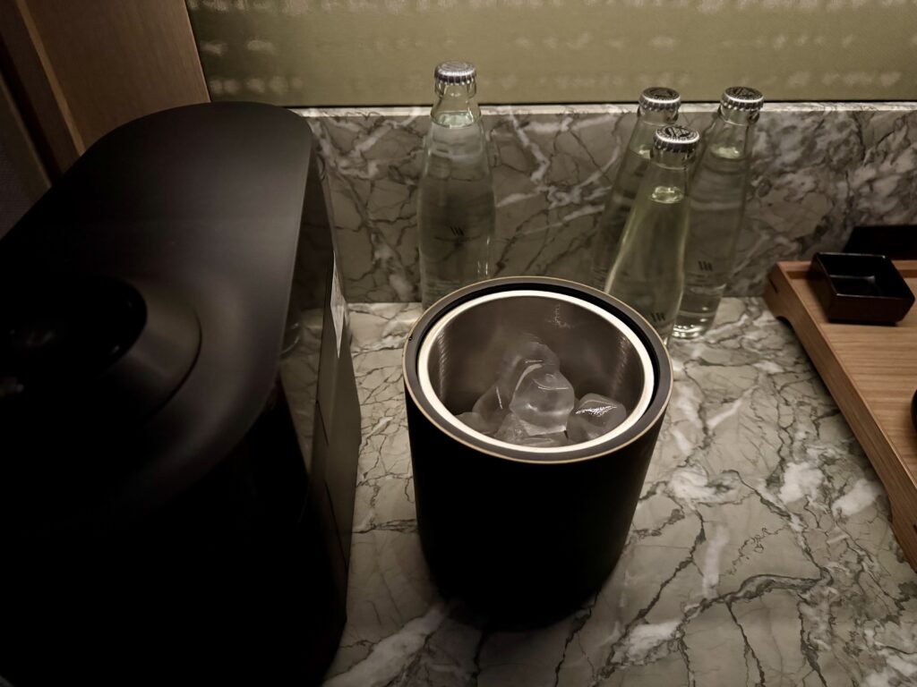 ウォルドーフアストリア大阪 ターンダウン アイス