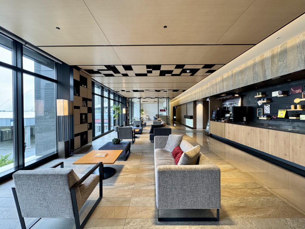 ダブルツリーbyヒルトン東京有明 フロント