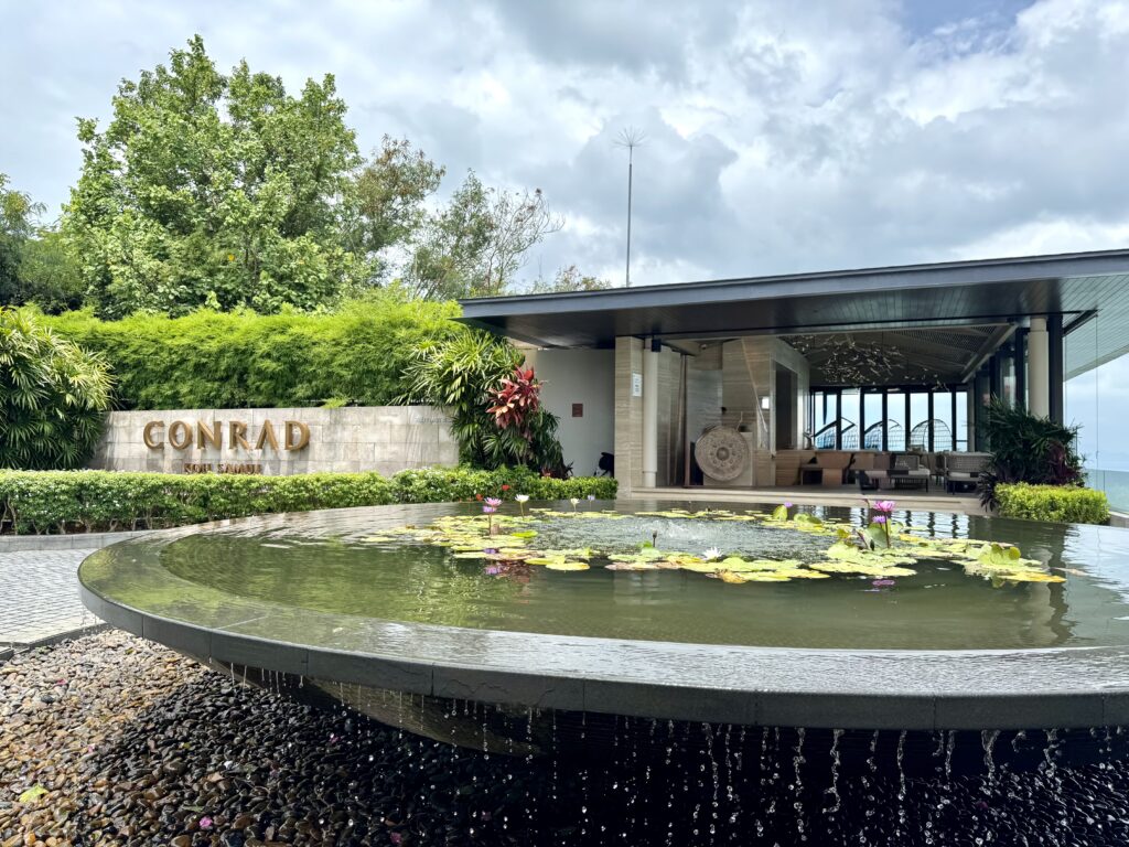 コンラッドコサムイのアライバルロビー