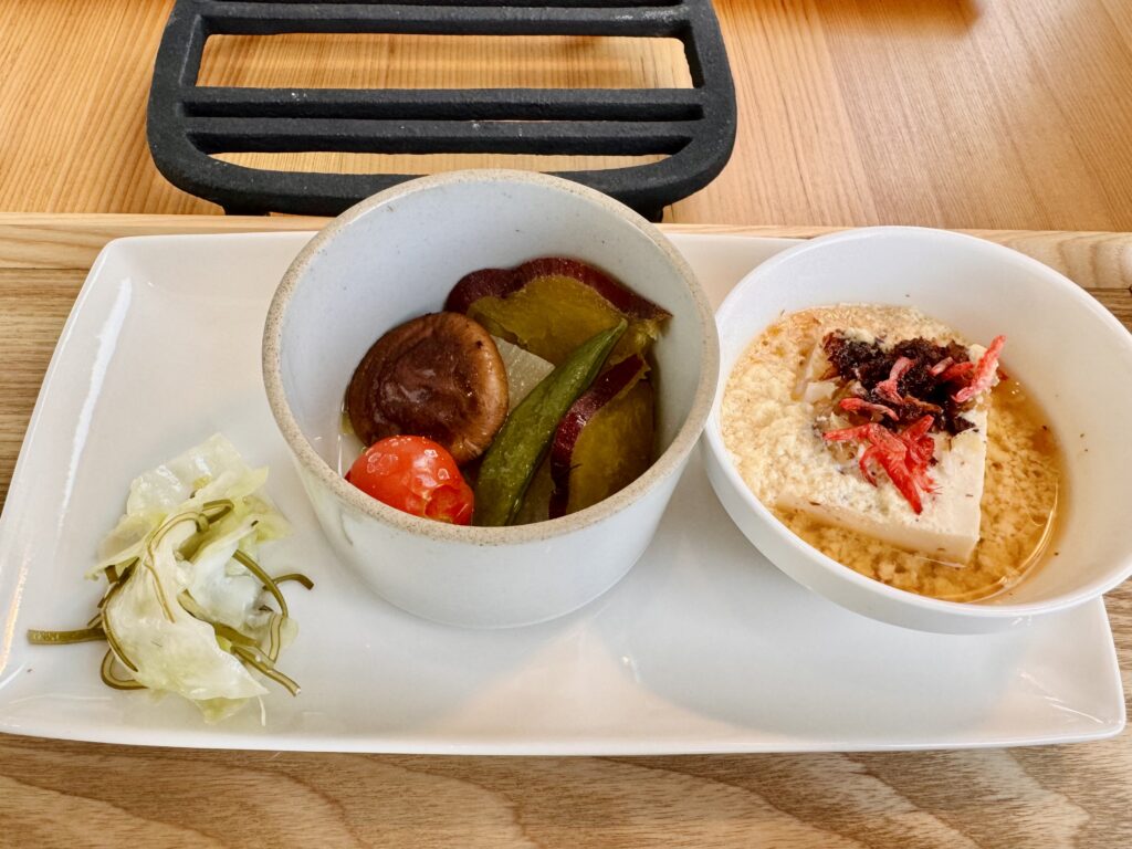 BLANC FUJI 朝食で提供される地物野菜の小鉢