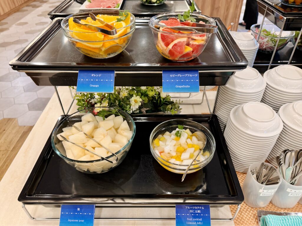 ドーミーインEXPRESS富士山御殿場 朝食 フルーツコーナー