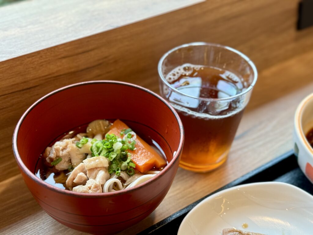 ドーミーイン御殿場の朝食で食べた冷やしみくりやそば