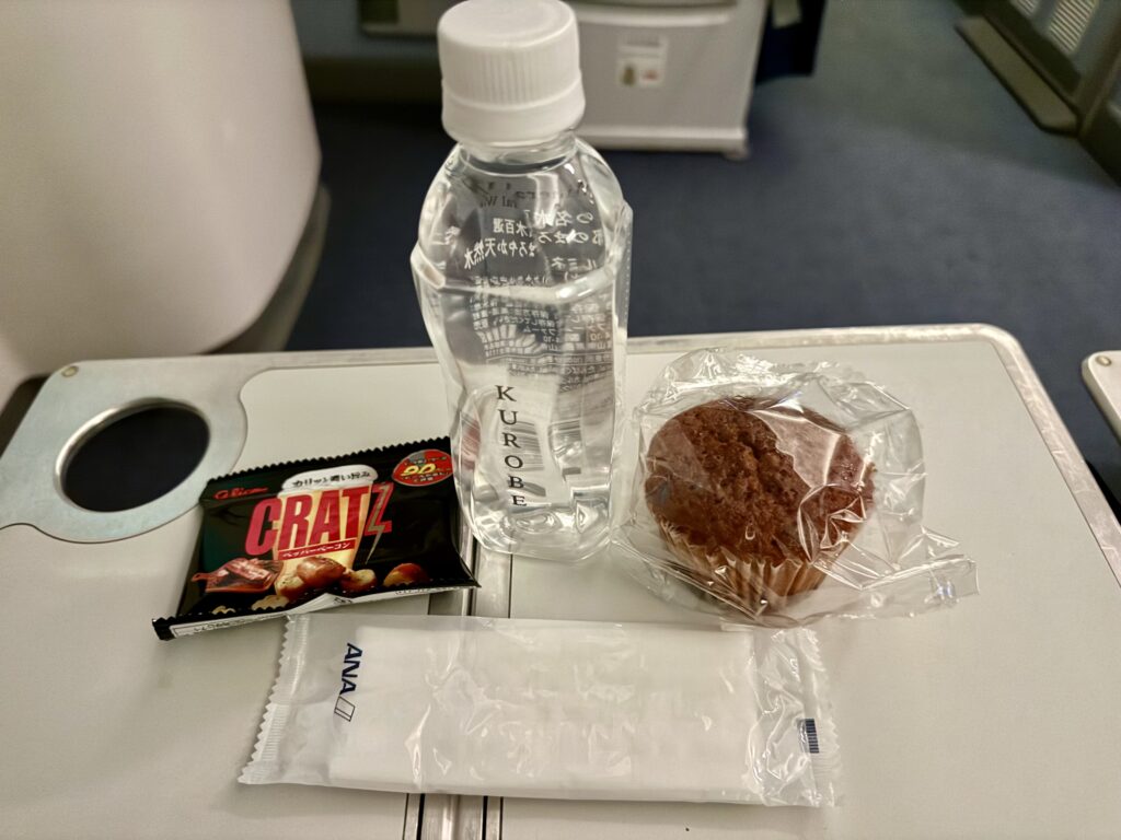 羽田からバンコクへ向かうANA深夜便の軽食