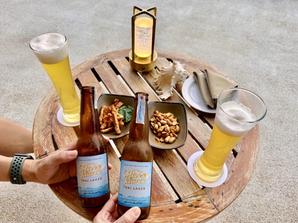 コンラッドコサムイ ラウンジ コで飲んだオリジナルビール