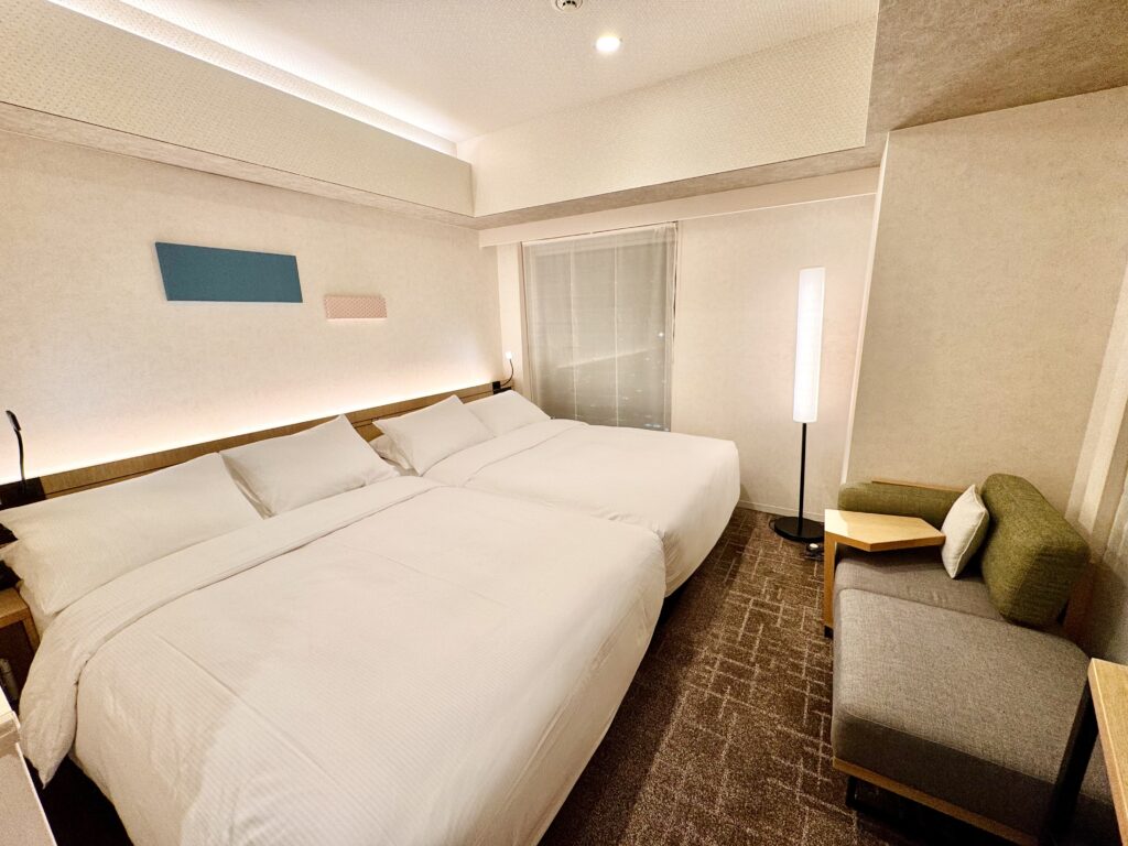 ダブルツリーbyヒルトン東京有明 デラックスルーム ダブルベッド2台 客室の様子