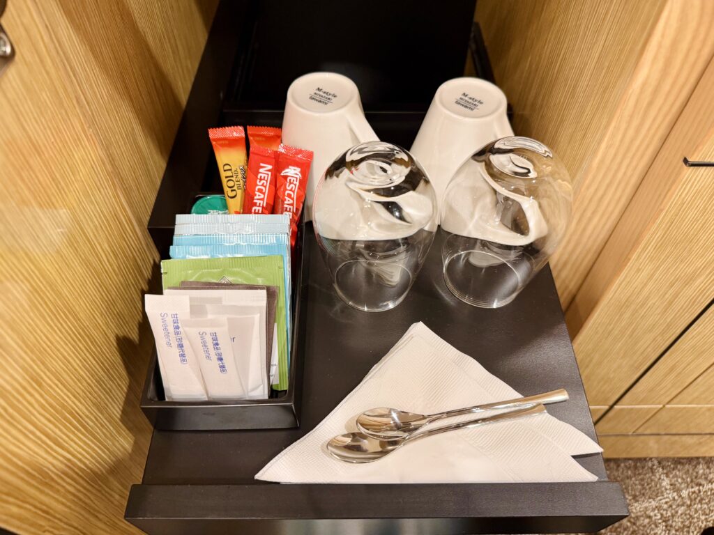 ダブルツリーbyヒルトン東京有明 デラックスルーム ミニバー