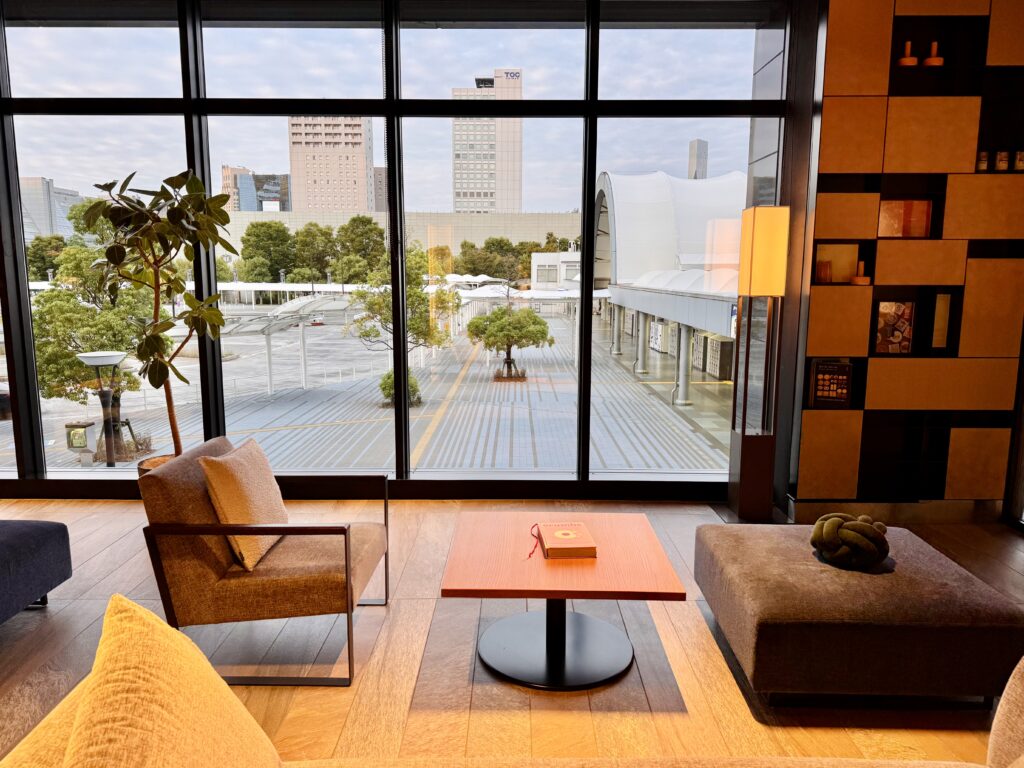 ダブルツリーbyヒルトン東京有明 くつろぎのロビーエリア