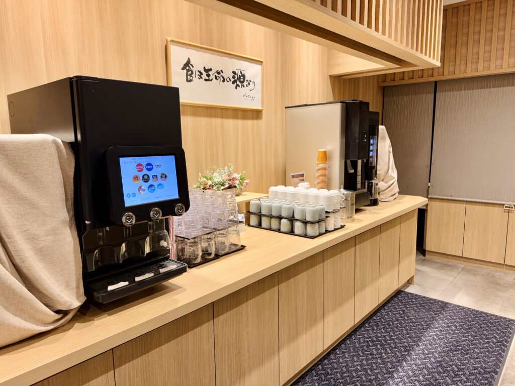 ドーミーインEXPRESS豊橋 朝食 ドリンクコーナー