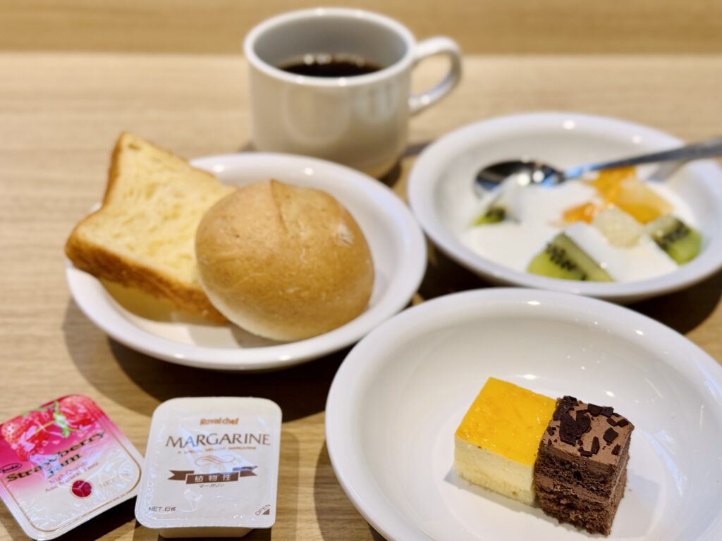 ドーミーインEXPRESS豊橋 朝食 実際に食べたメニュー